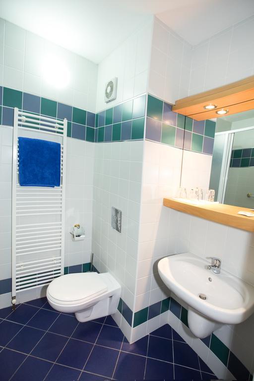 Hotel Laguna Ceske Budejovice Phòng bức ảnh