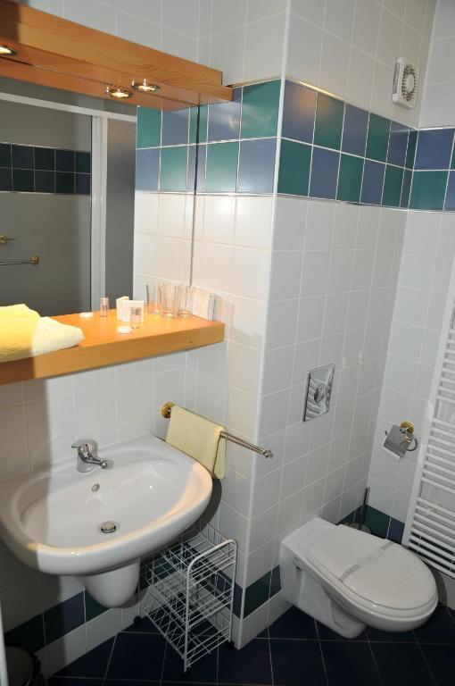 Hotel Laguna Ceske Budejovice Phòng bức ảnh